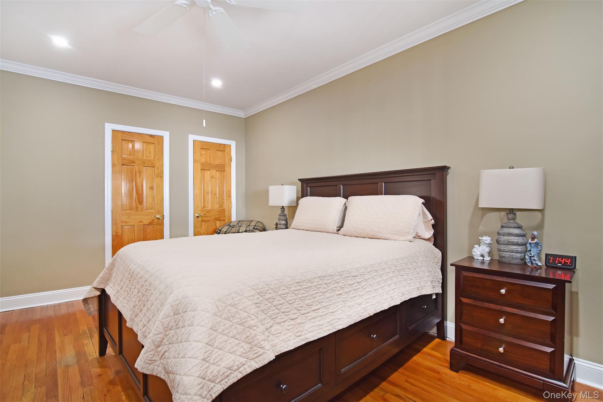 2533 Tenbroeck Avenue Property Photo 16