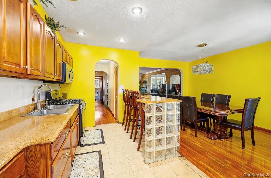 4315 Avenue J Avenue Property Photo 7