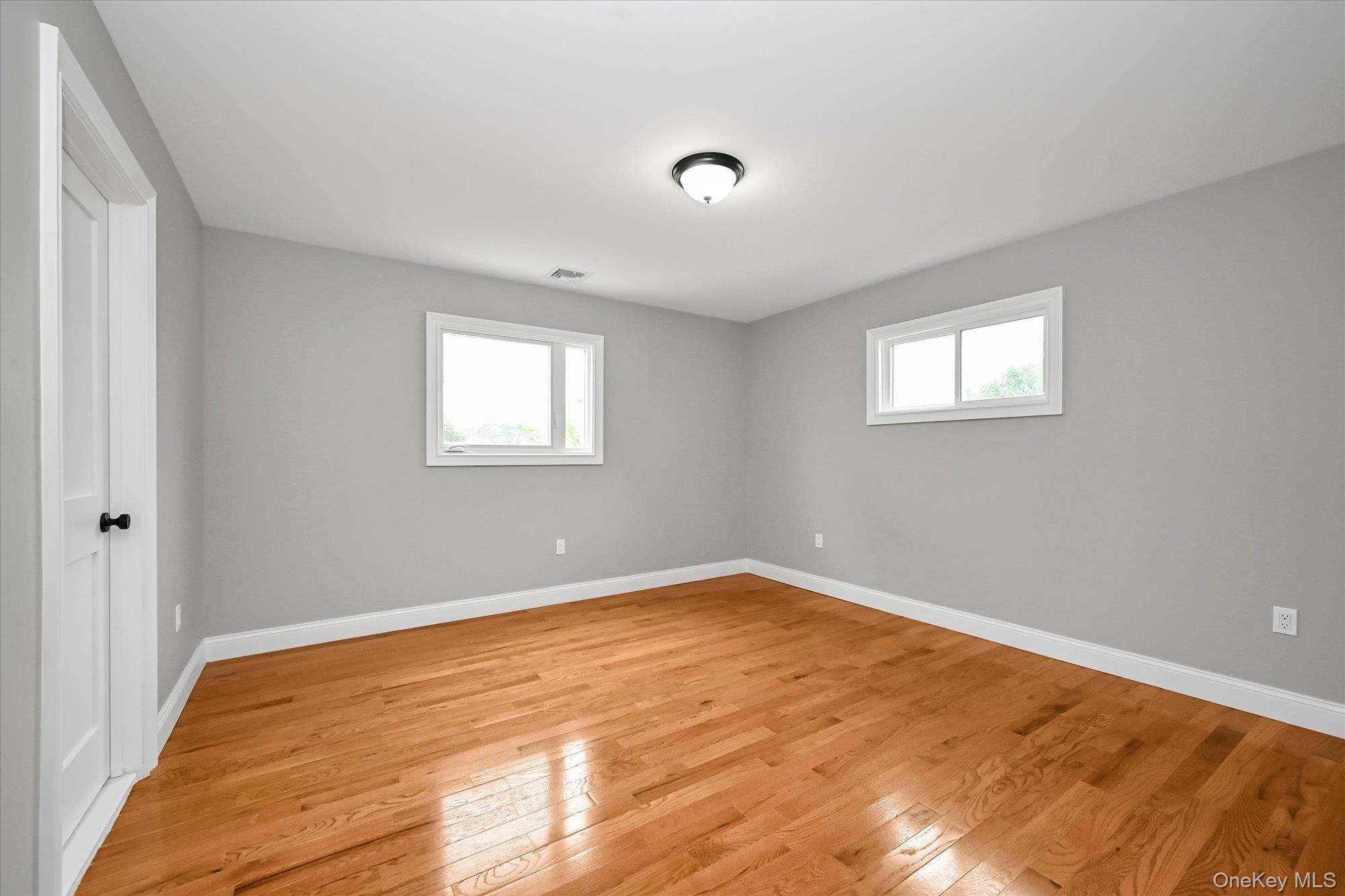226 Vincent Drive Property Photo 9