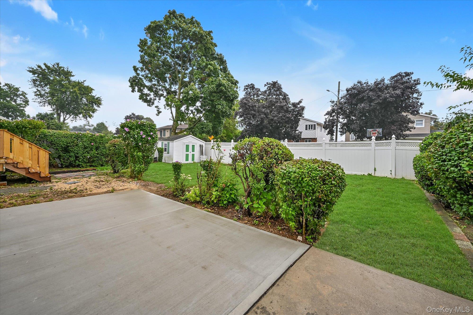 226 Vincent Drive Property Photo 21