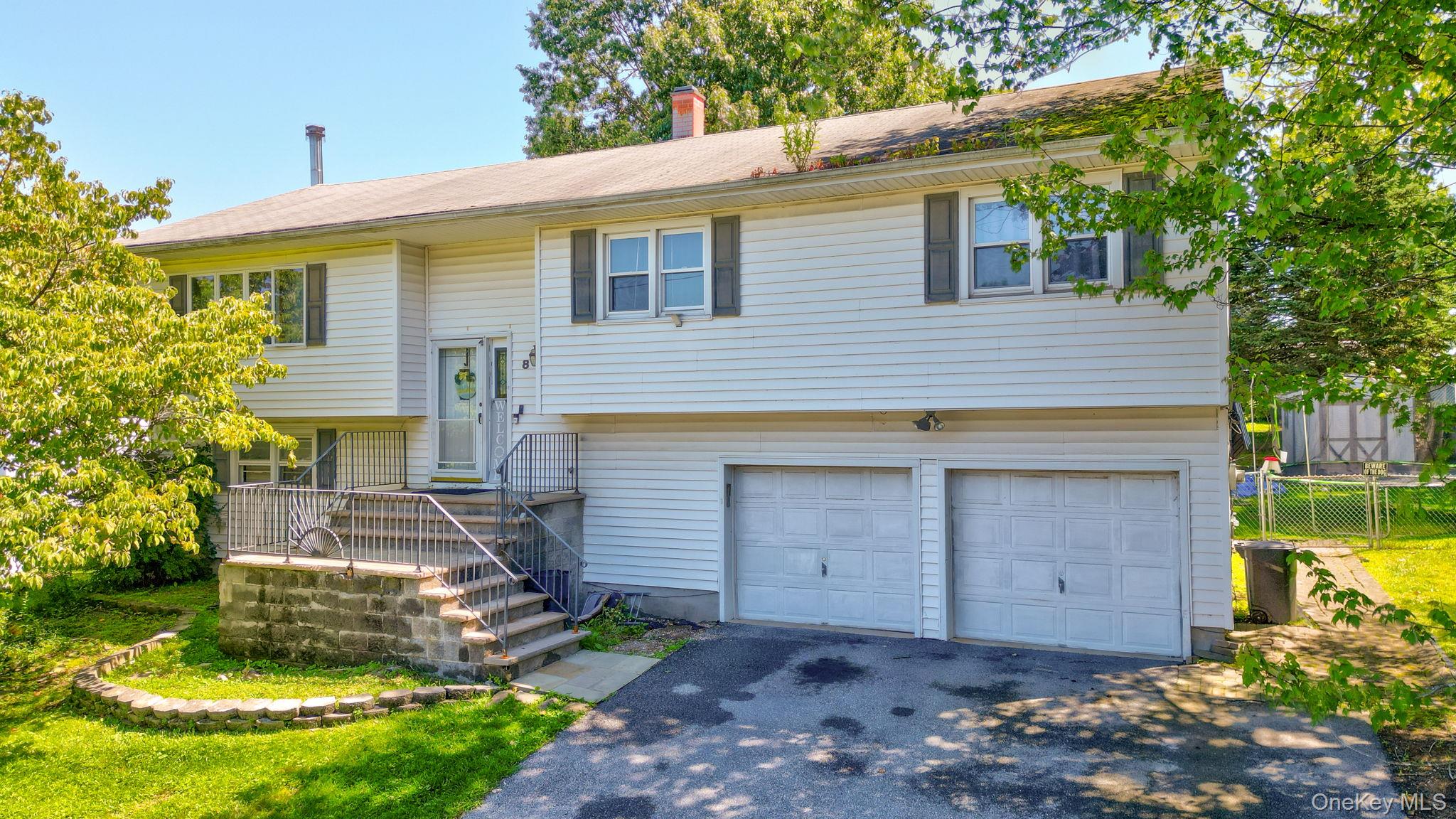 8 Pine Street Property Photo 4