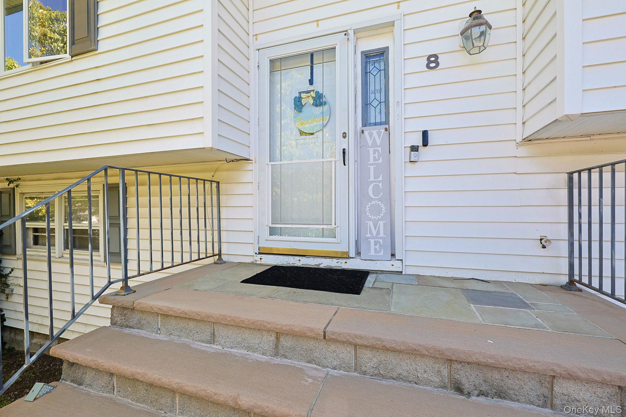 8 Pine Street Property Photo 5