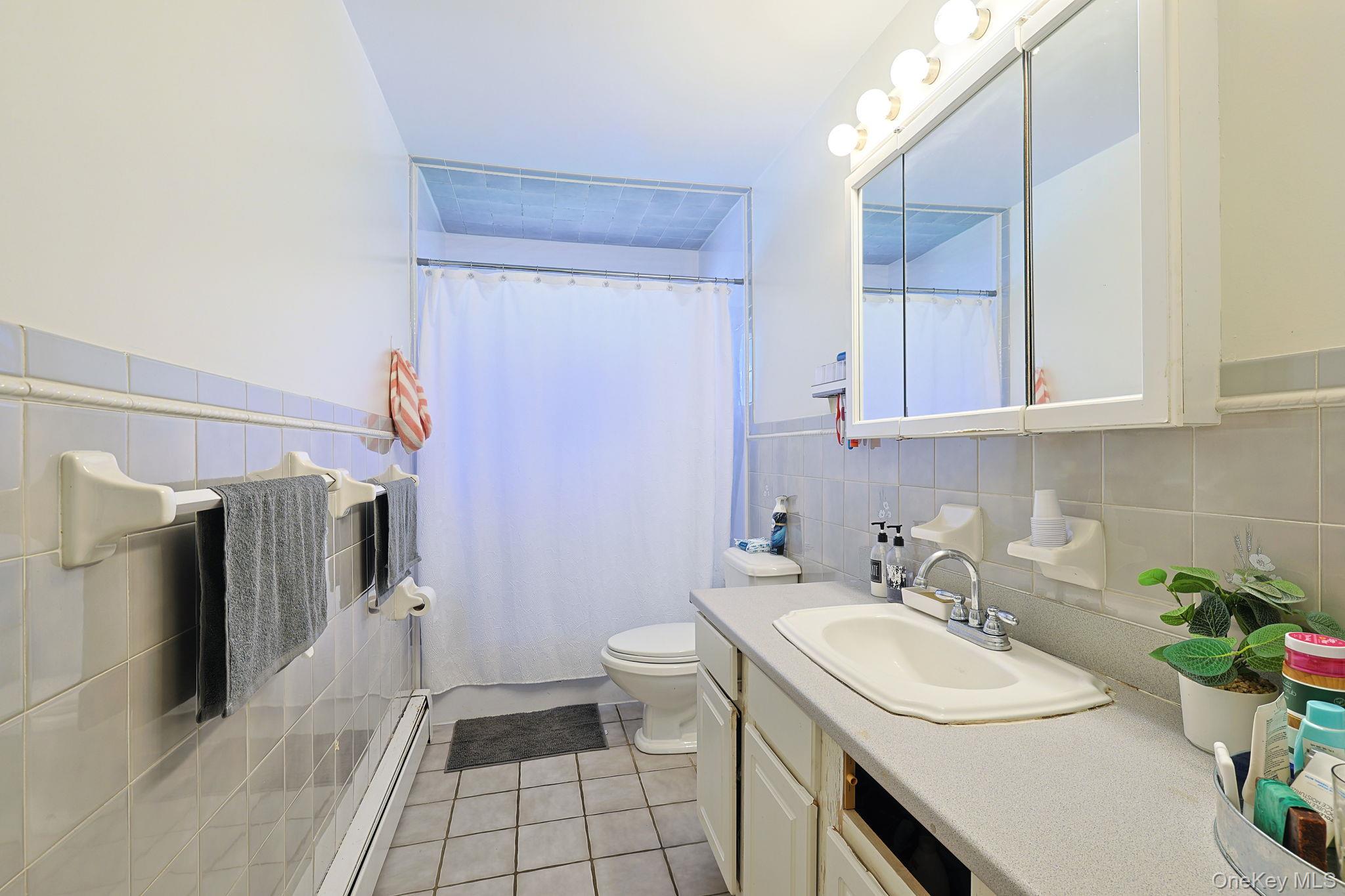 8 Pine Street Property Photo 14