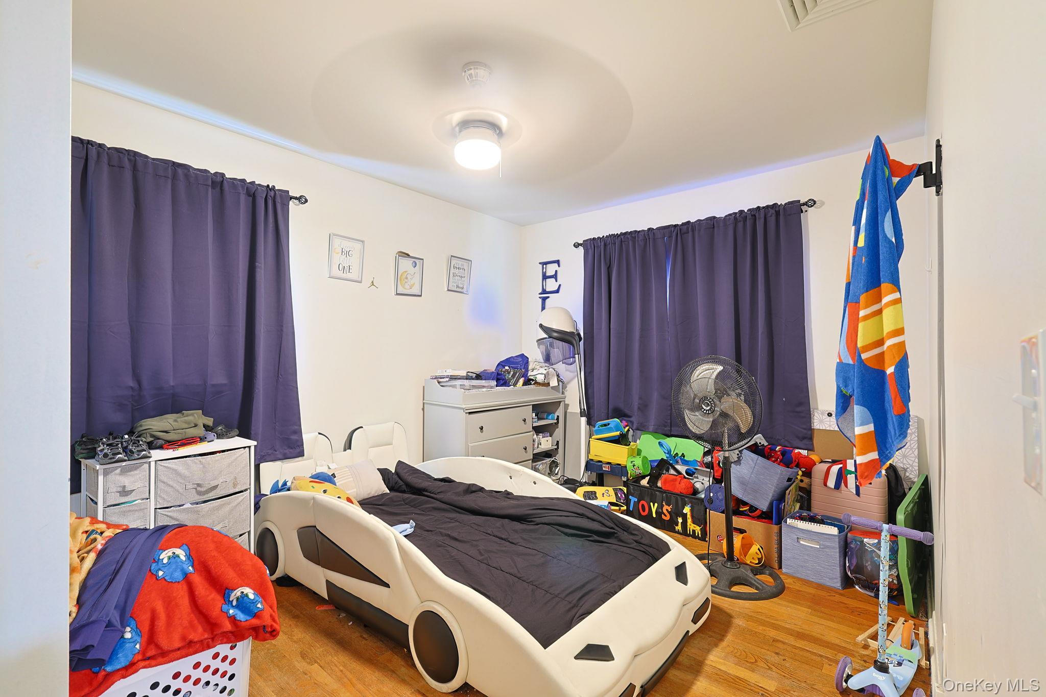8 Pine Street Property Photo 19