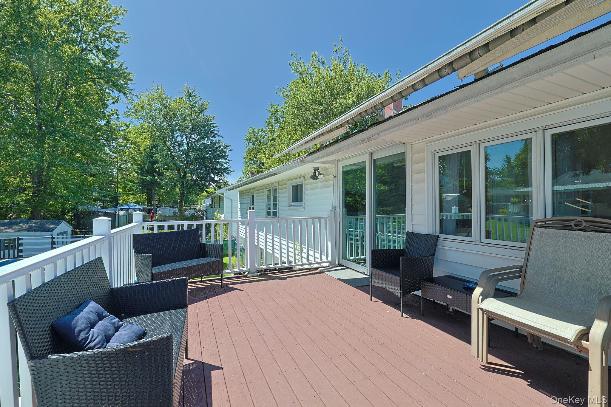 8 Pine Street Property Photo 22
