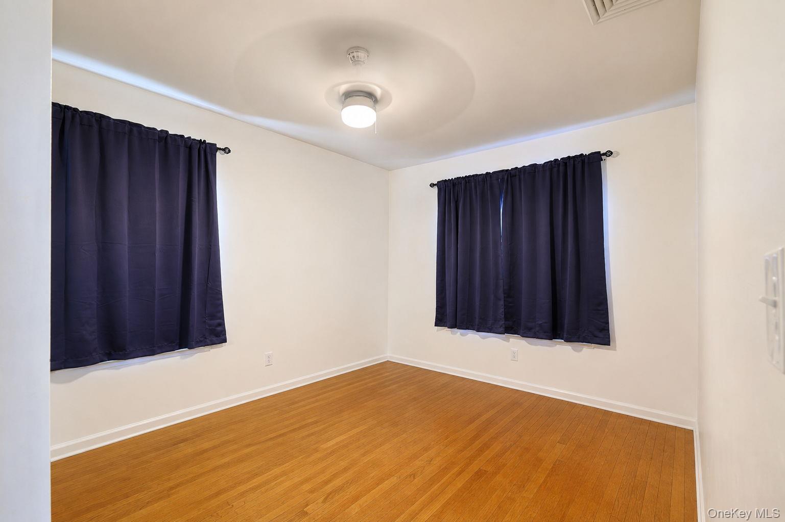8 Pine Street Property Photo 33