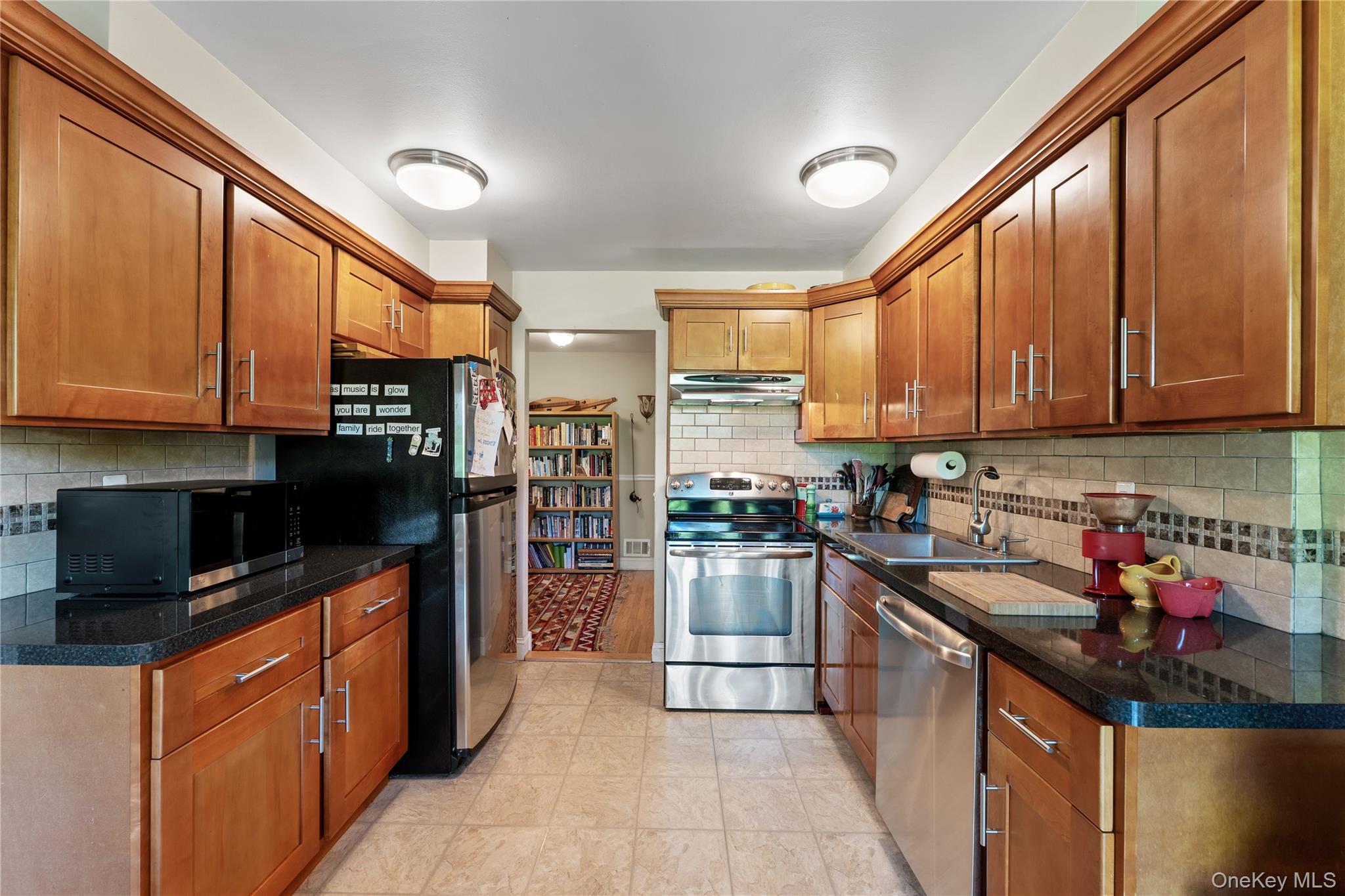30 Gateway Road 102n Property Photo 10