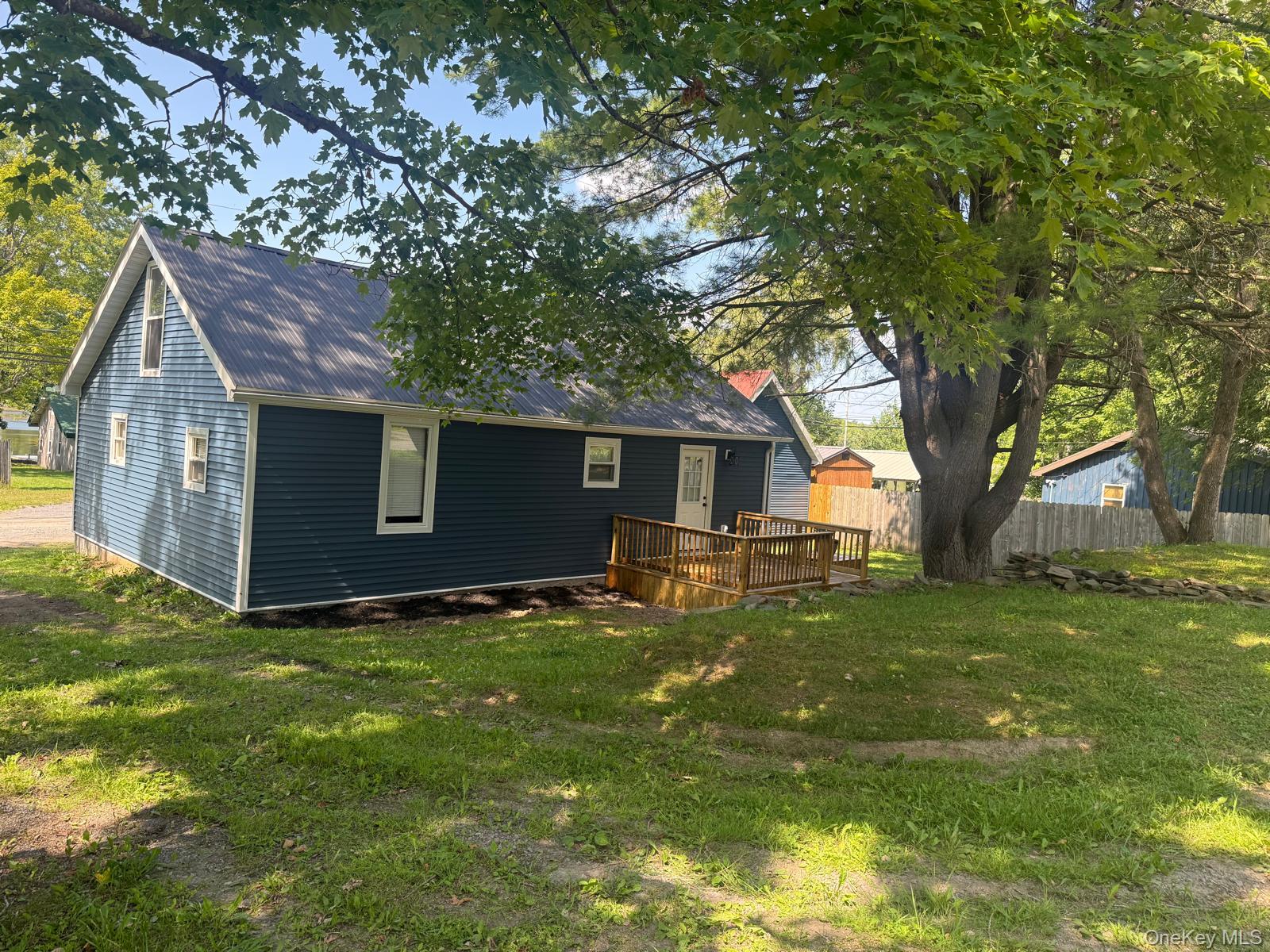157 Lake Avenue Property Photo 37