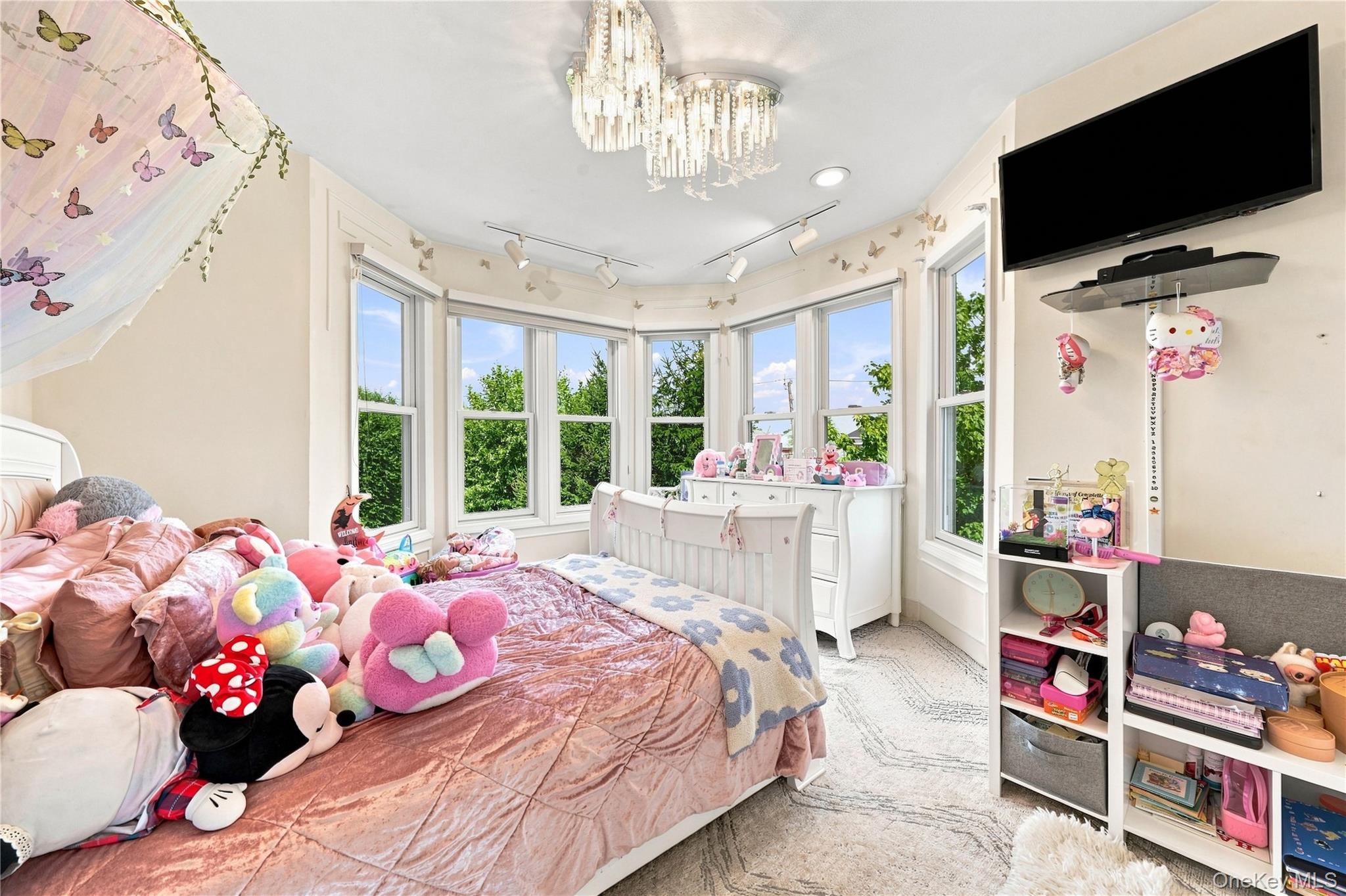 1 Victoria 1 Property Photo 17