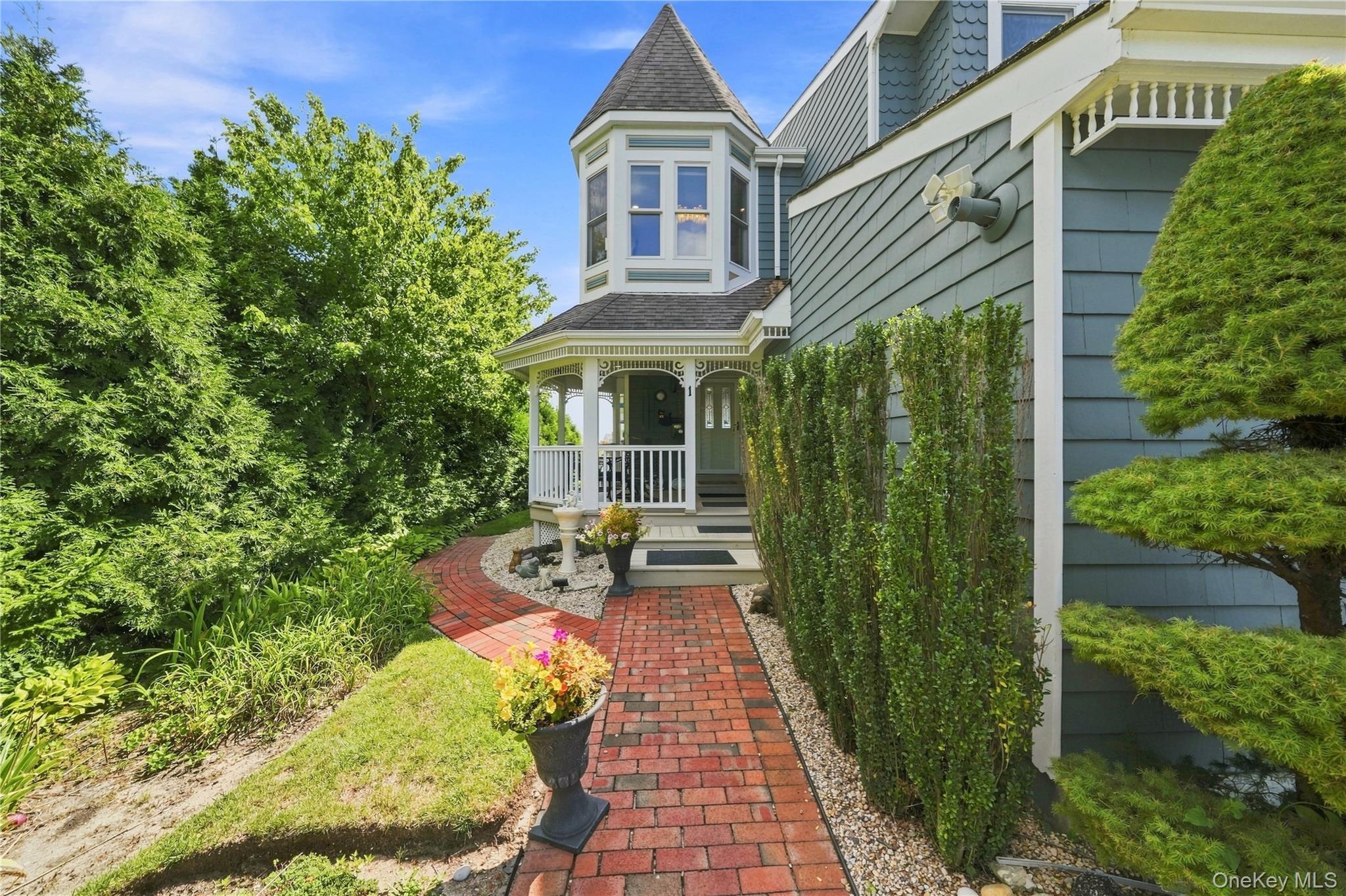 1 Victoria 1 Property Photo 37