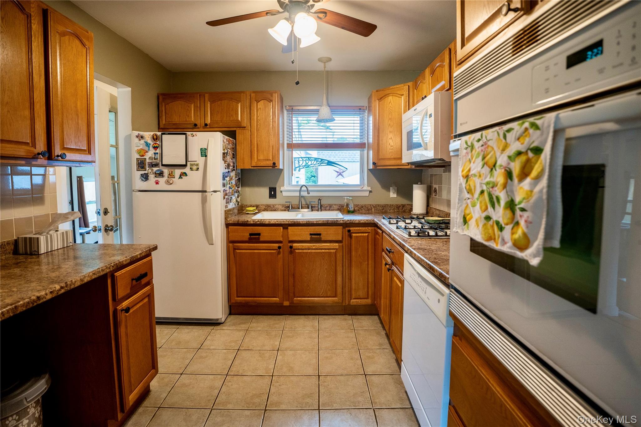 125 Riverview Drive Property Photo 2