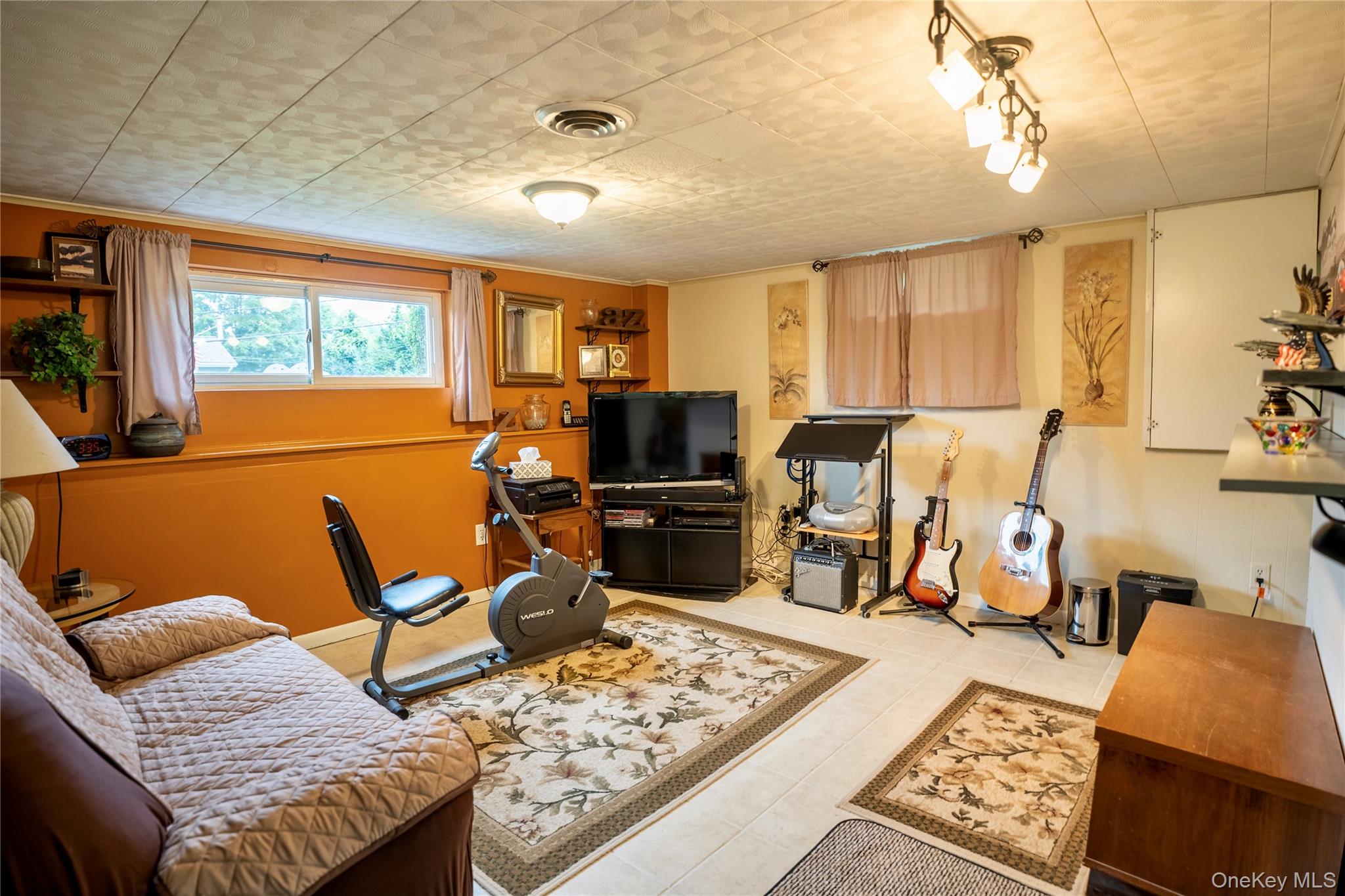 125 Riverview Drive Property Photo 11