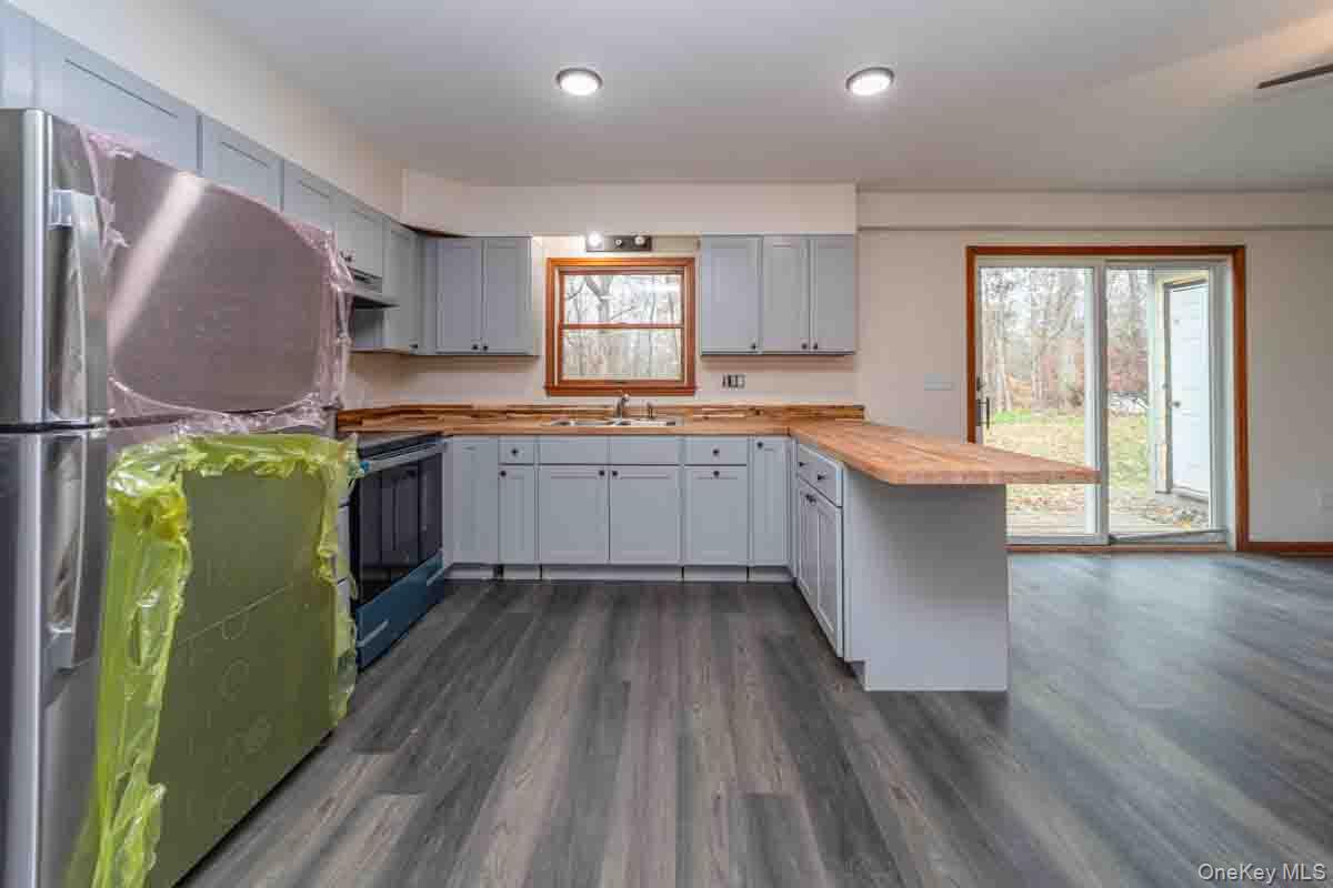 132 Red Top Road Property Photo 7