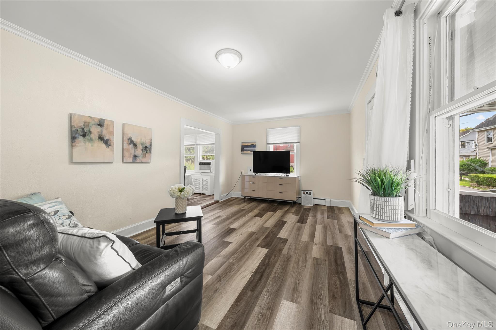 6 Littleworth Lane Property Photo 3