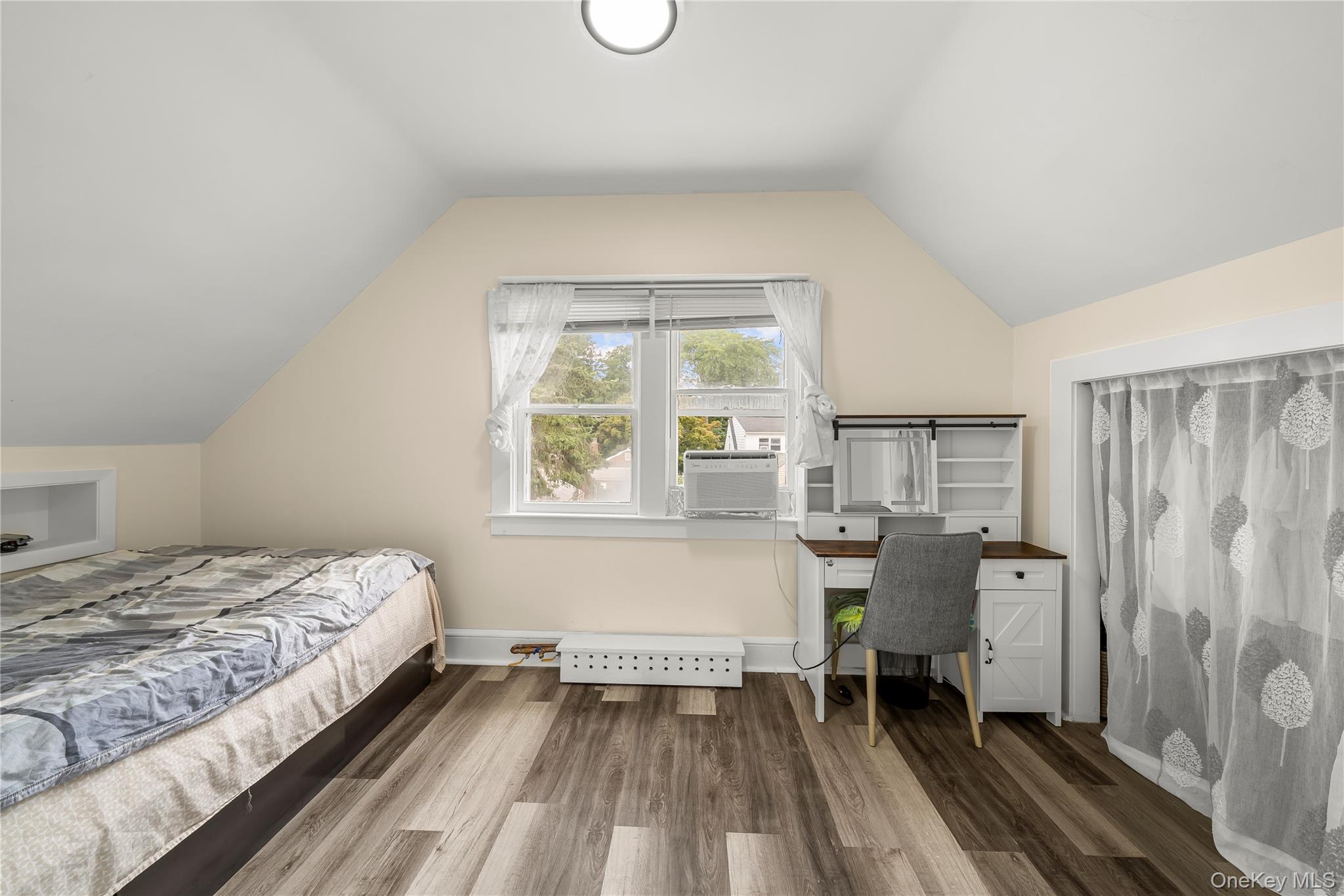 6 Littleworth Lane Property Photo 12