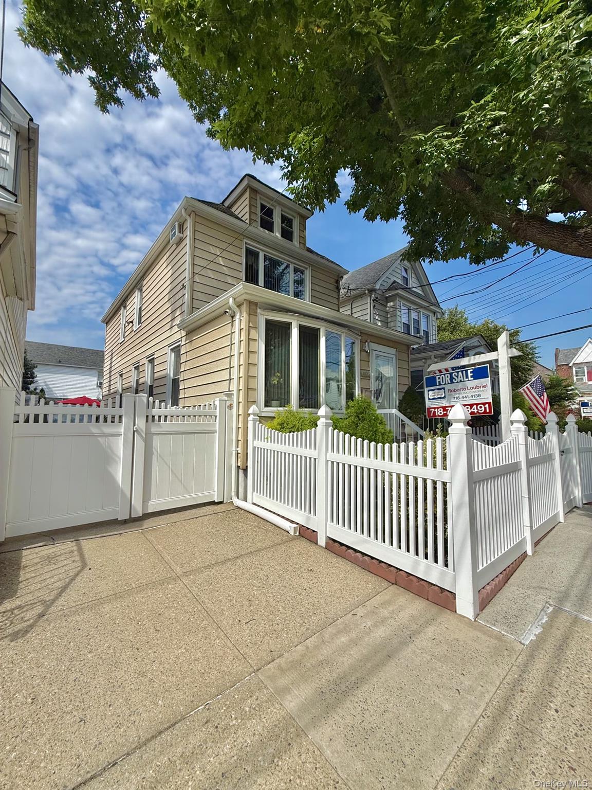 13306 96th Street Property Photo 3