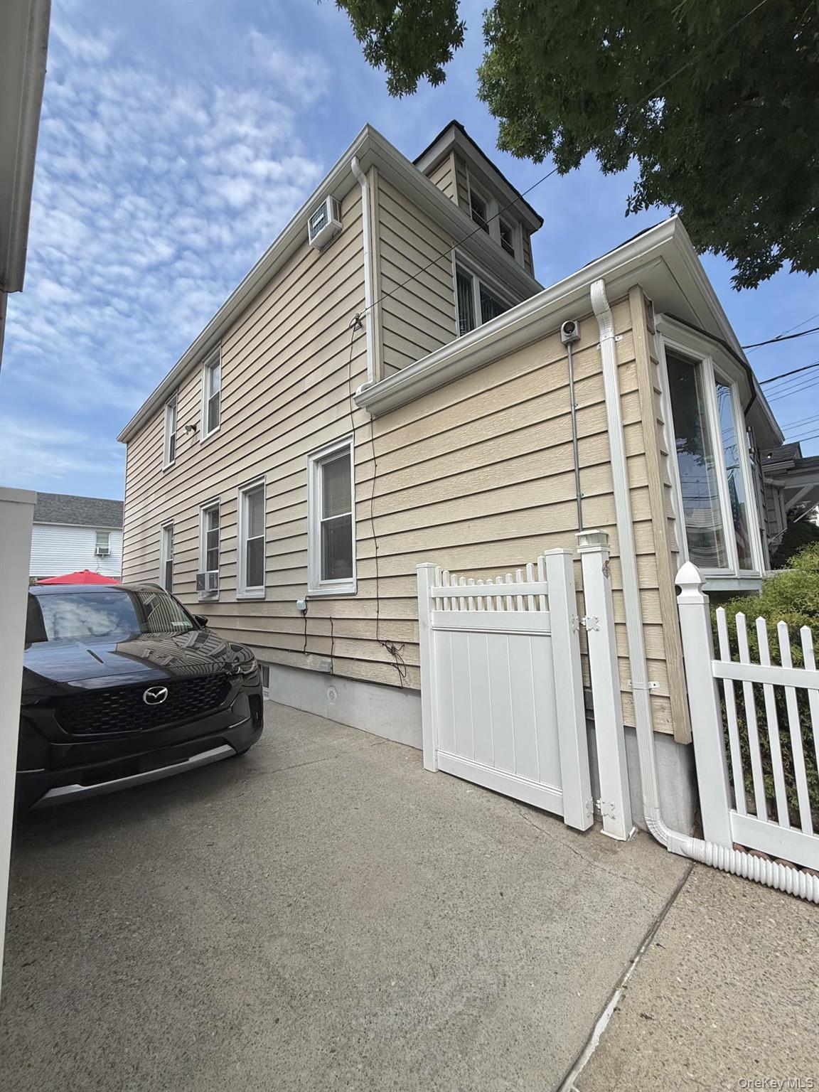 13306 96th Street Property Photo 6