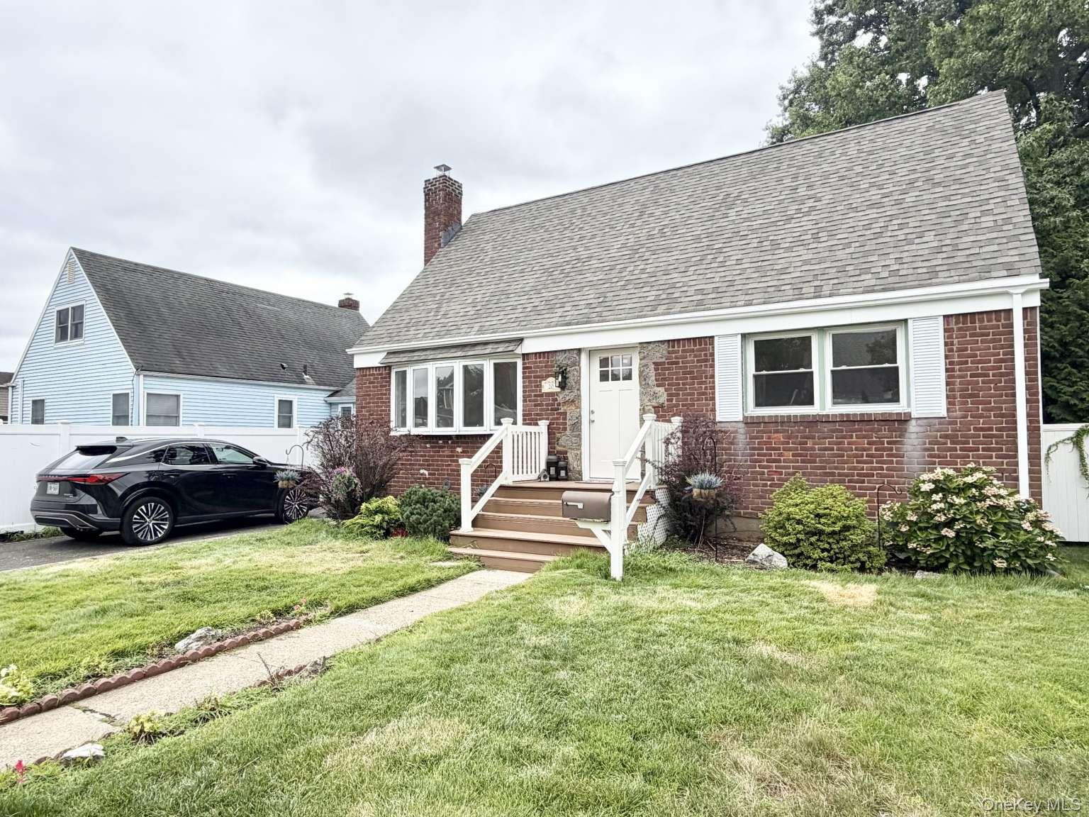 20 Iris Avenue Property Photo 1