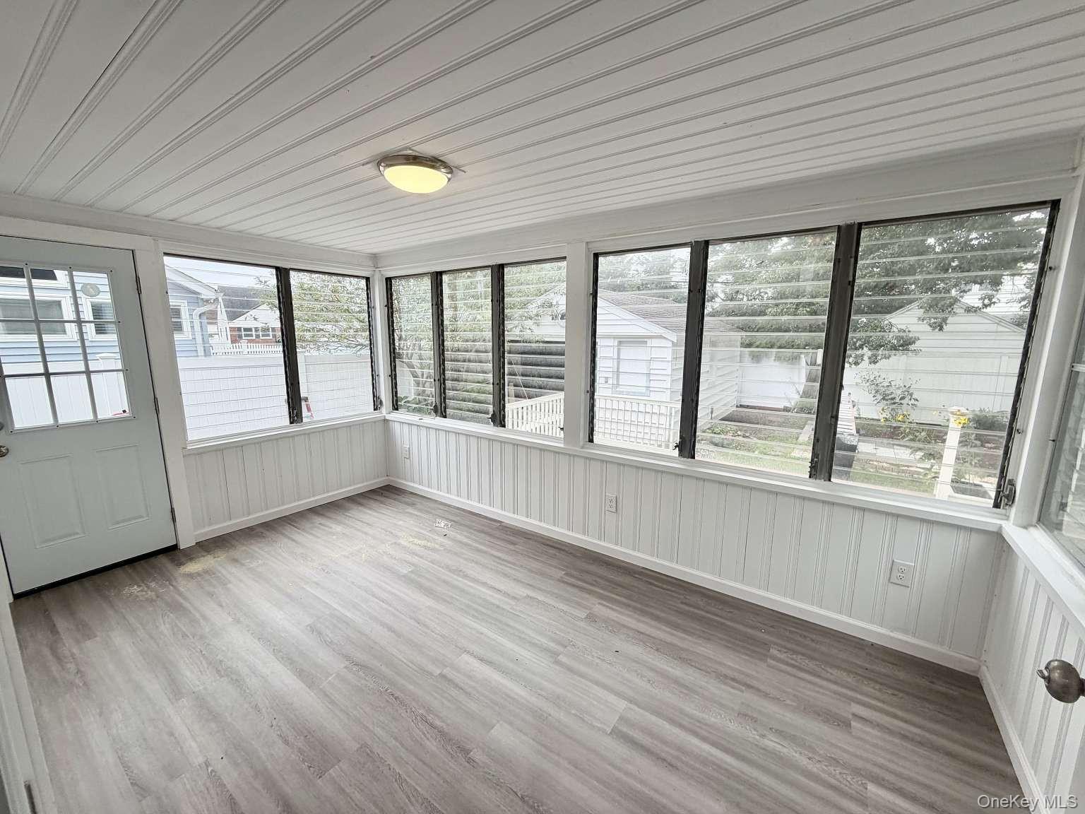 20 Iris Avenue Property Photo 16