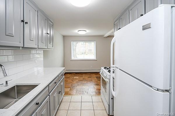 178 Jervis Avenue 178 Property Photo 4