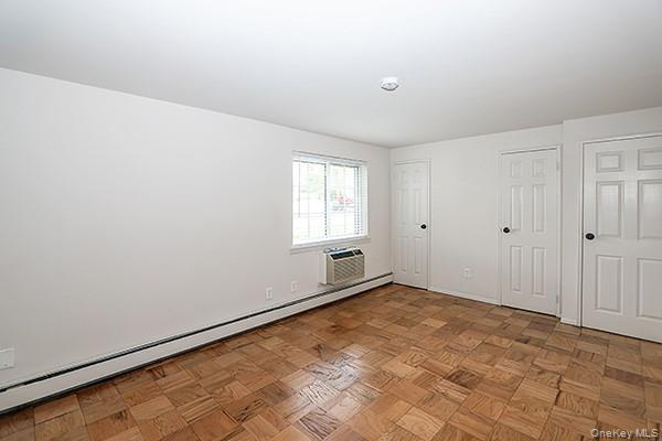 178 Jervis Avenue 178 Property Photo 5