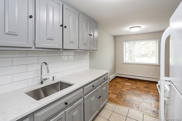 178 Jervis Avenue 178 Property Photo 7