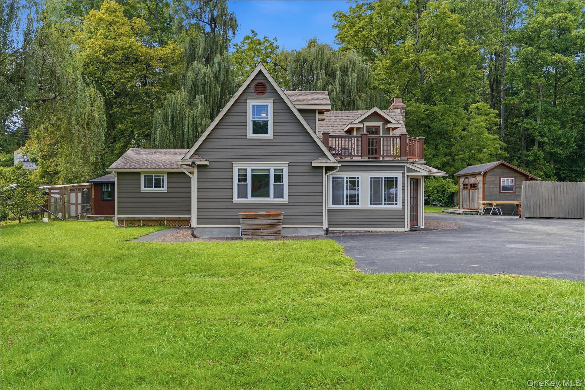 2083 State Route 32 Property Photo 1
