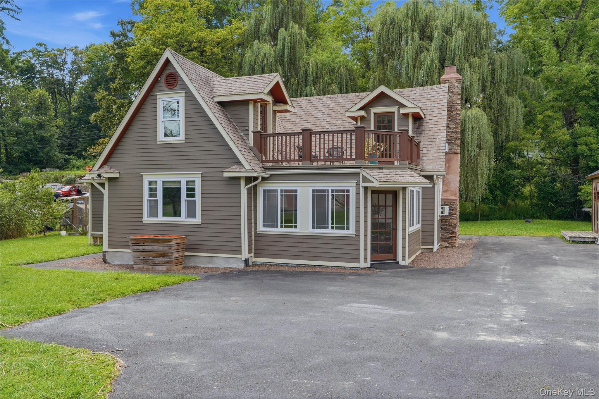 2083 State Route 32 Property Photo 2