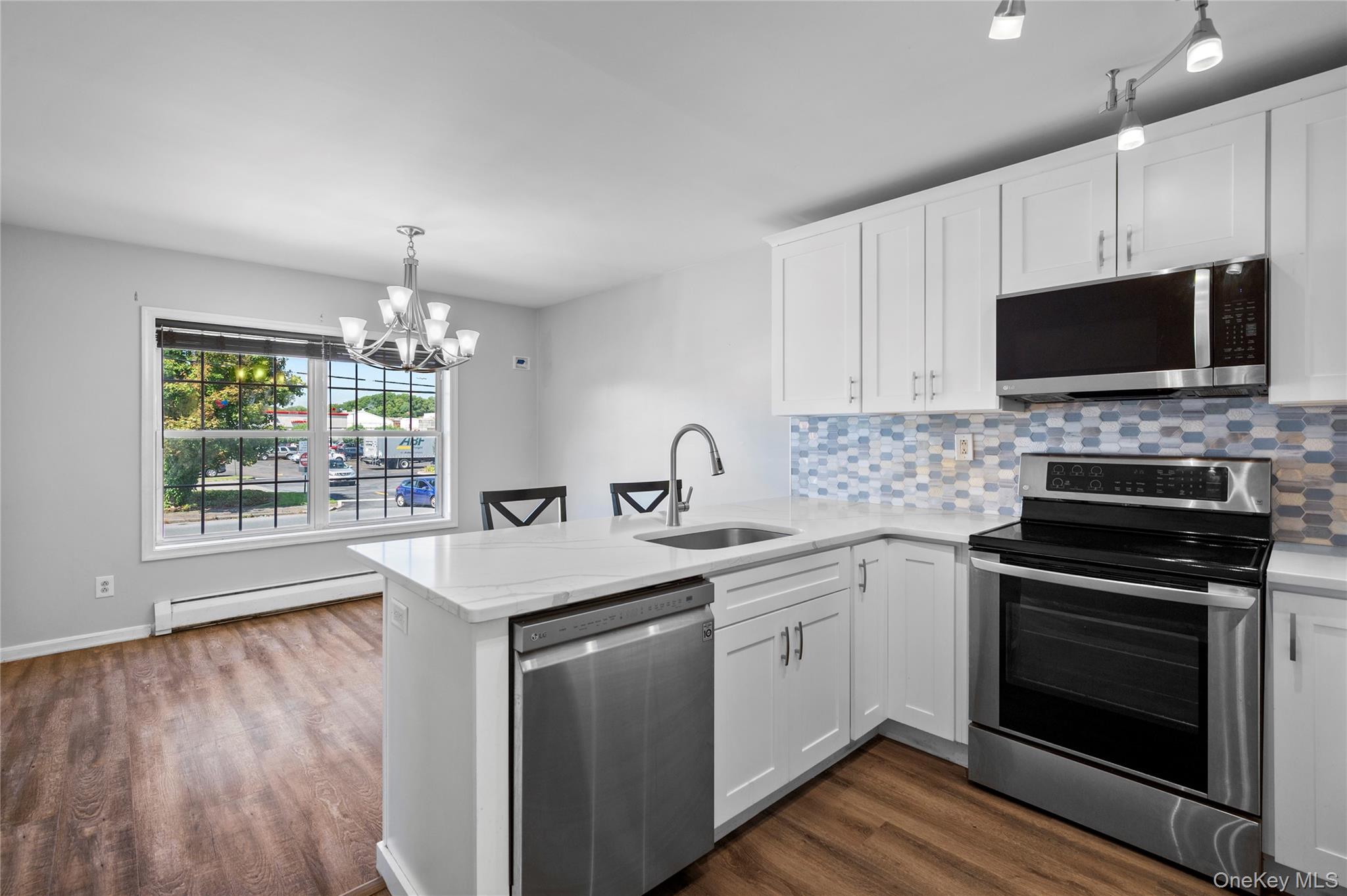 5 Welcher Avenue Property Photo 9