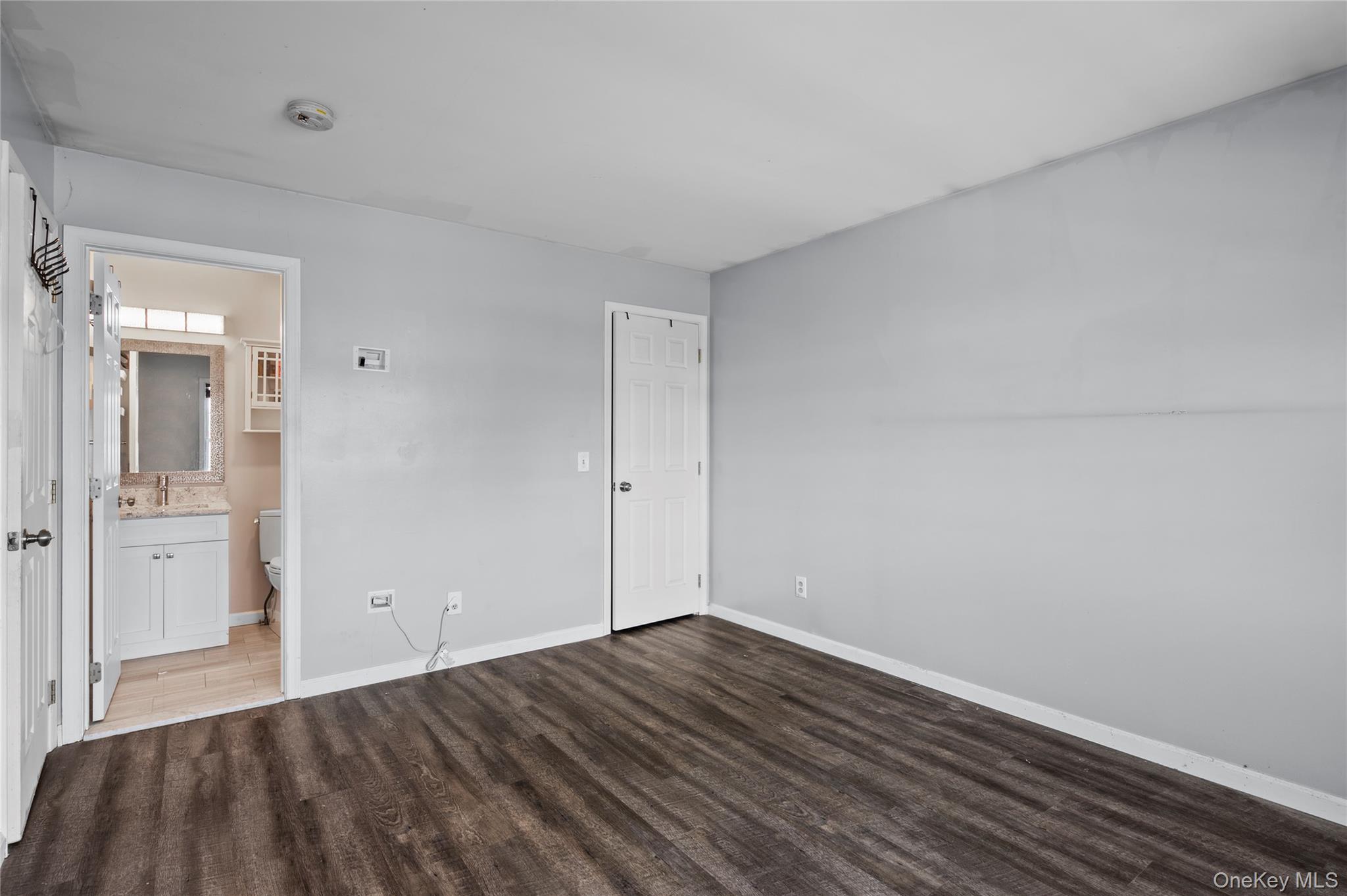 5 Welcher Avenue Property Photo 19