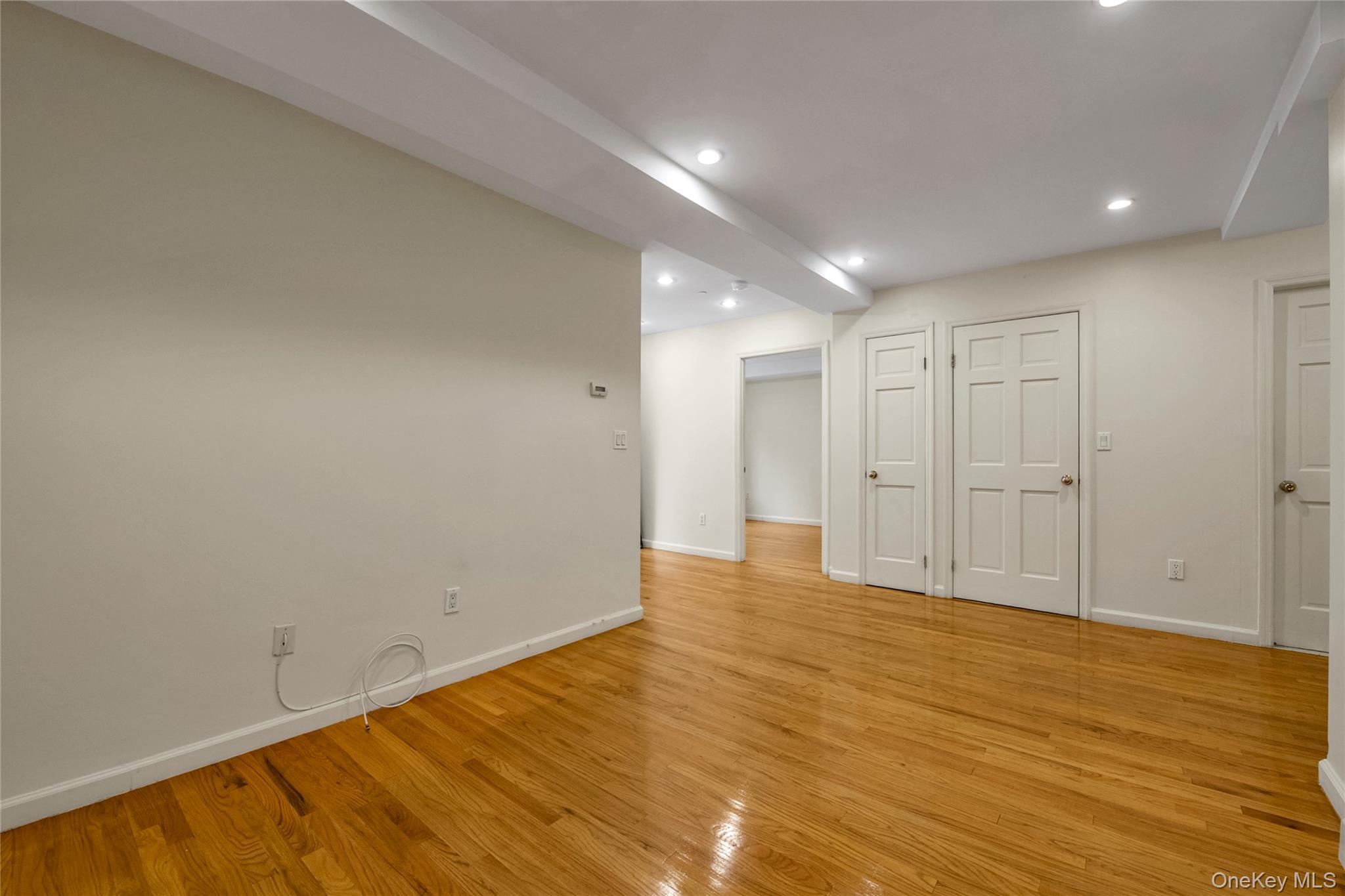 4318 Robinson Street 4d Property Photo 4