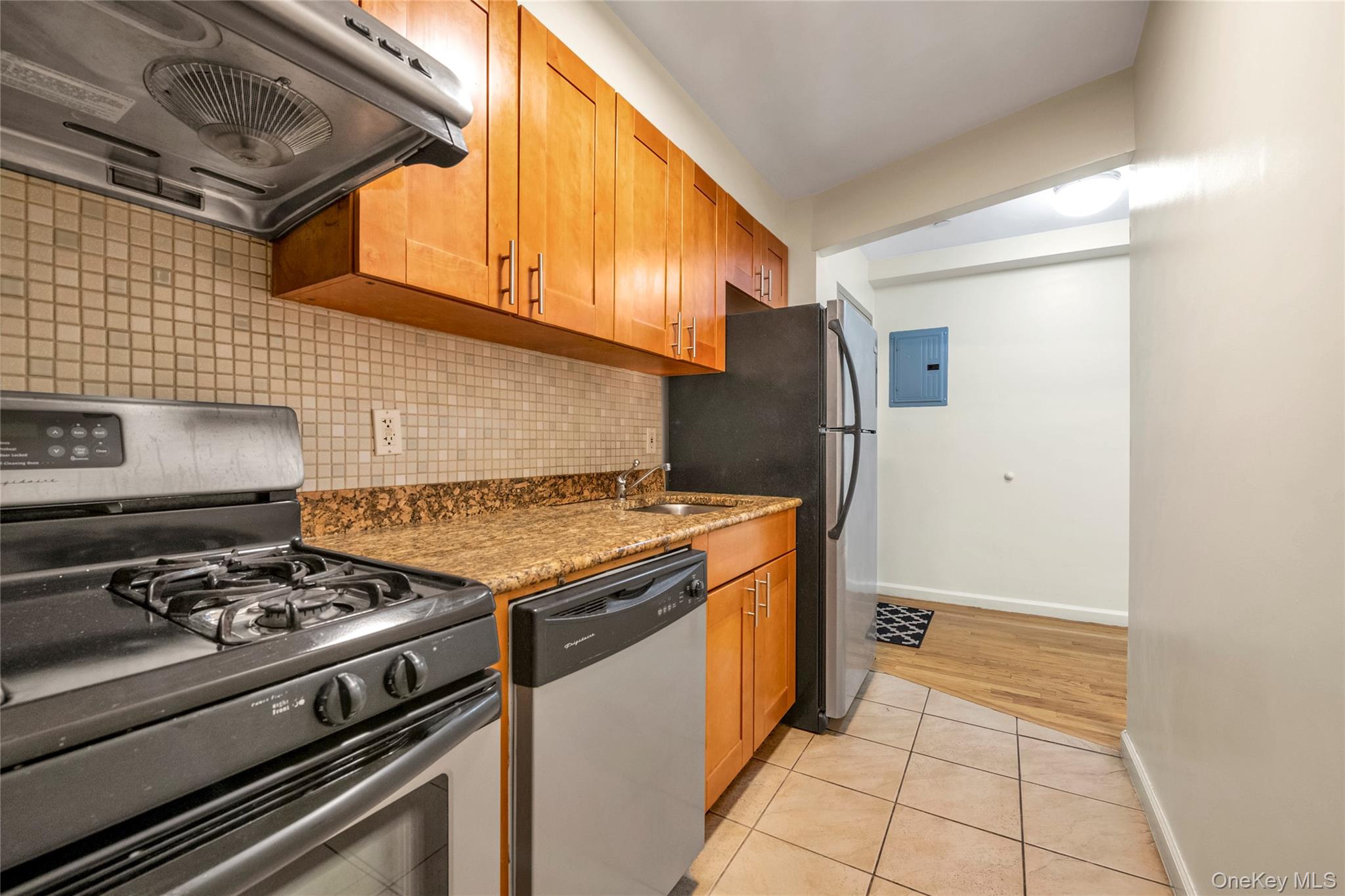 4318 Robinson Street 4d Property Photo 7