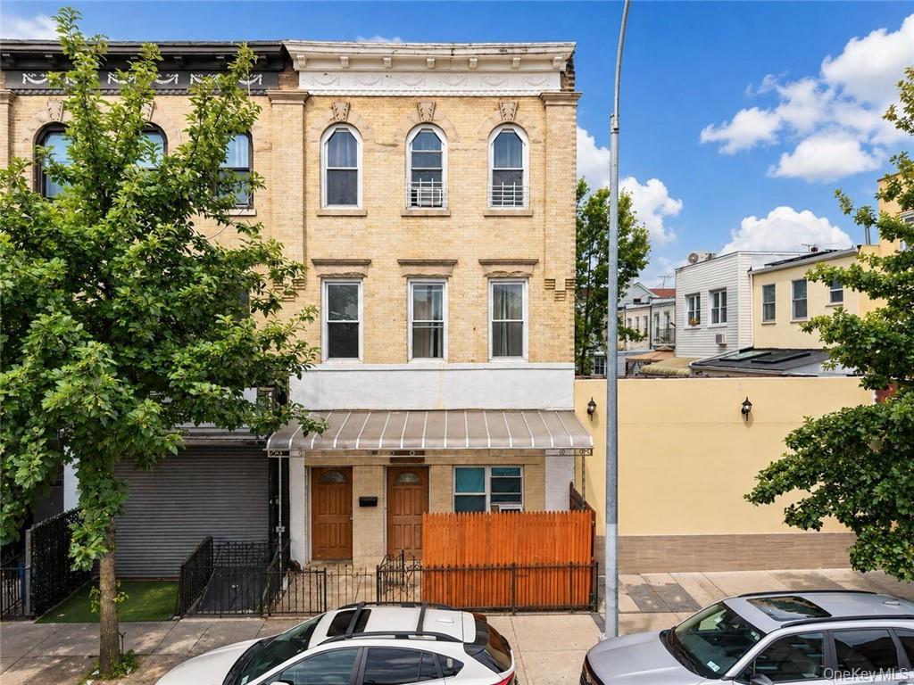 2062 Bath Avenue Property Photo 1