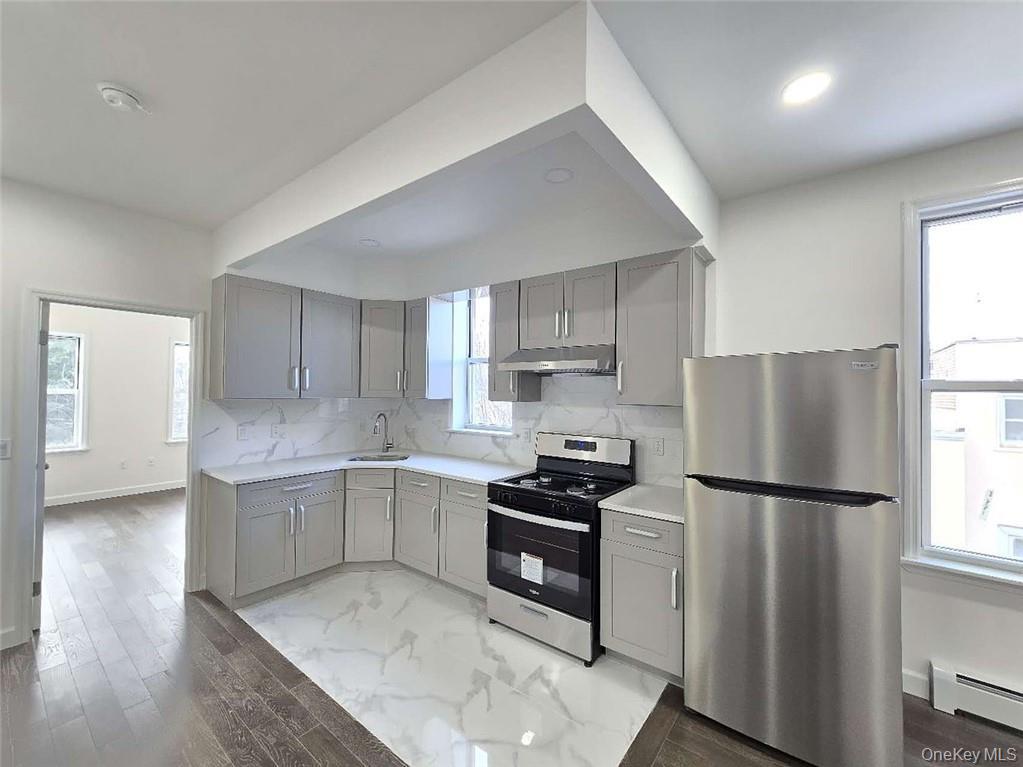 2062 Bath Avenue Property Photo 6