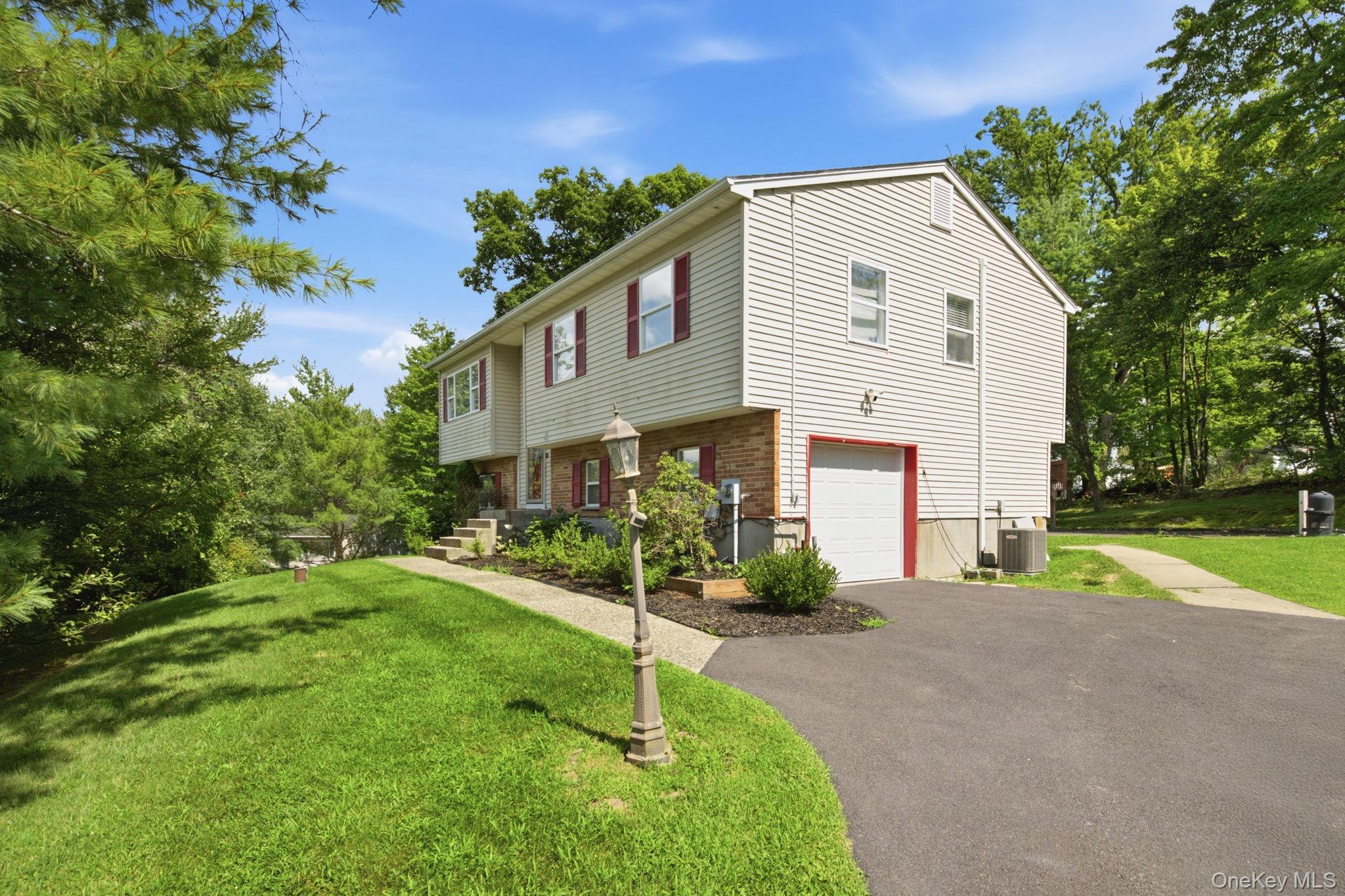 17 Old Hemlock Drive