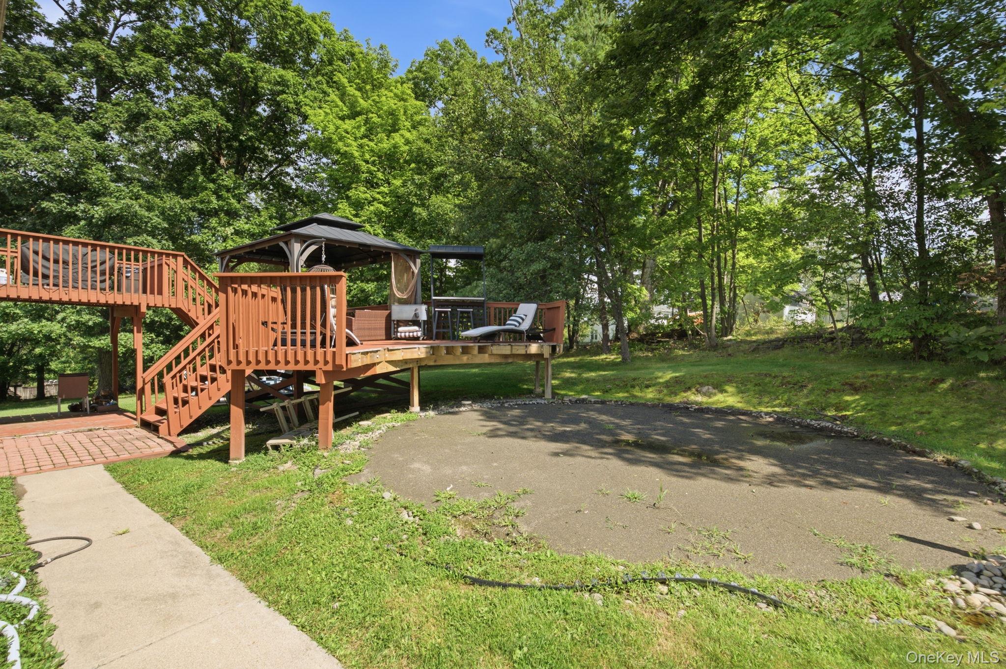 17 Old Hemlock Drive Property Photo 30