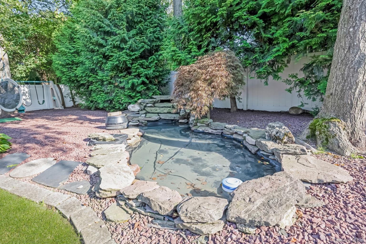 4 Vera Court Property Photo 35