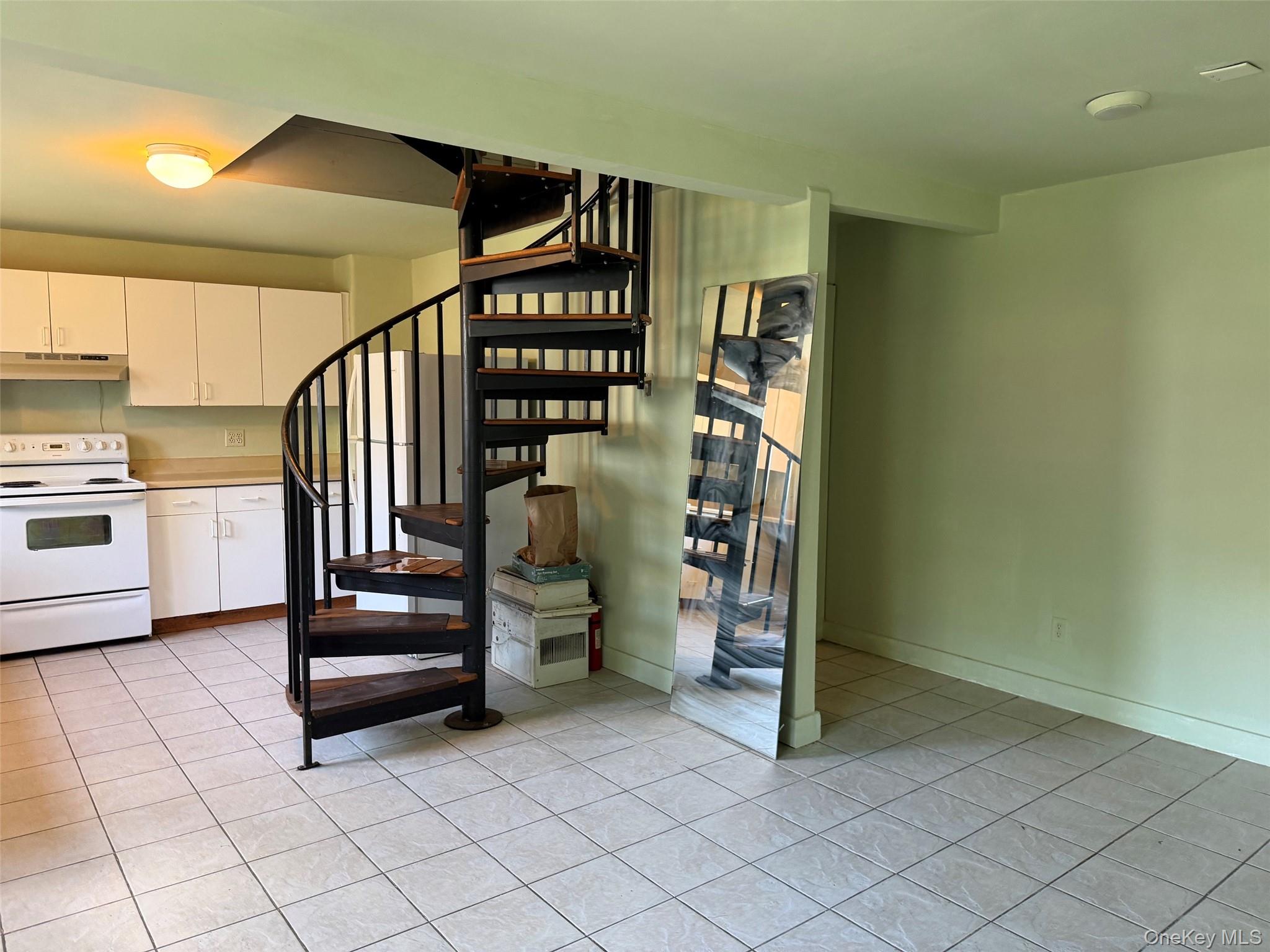 2624 Carmel Avenue Property Photo 2