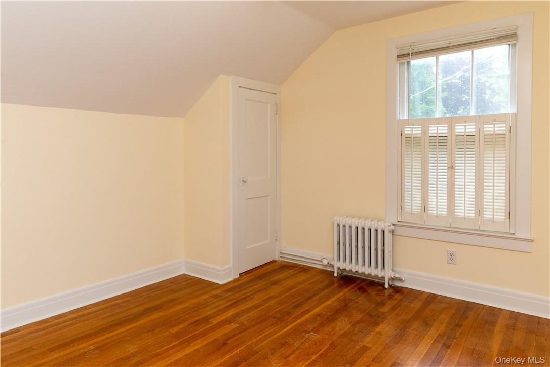140 E Main Street 2 Property Photo 18