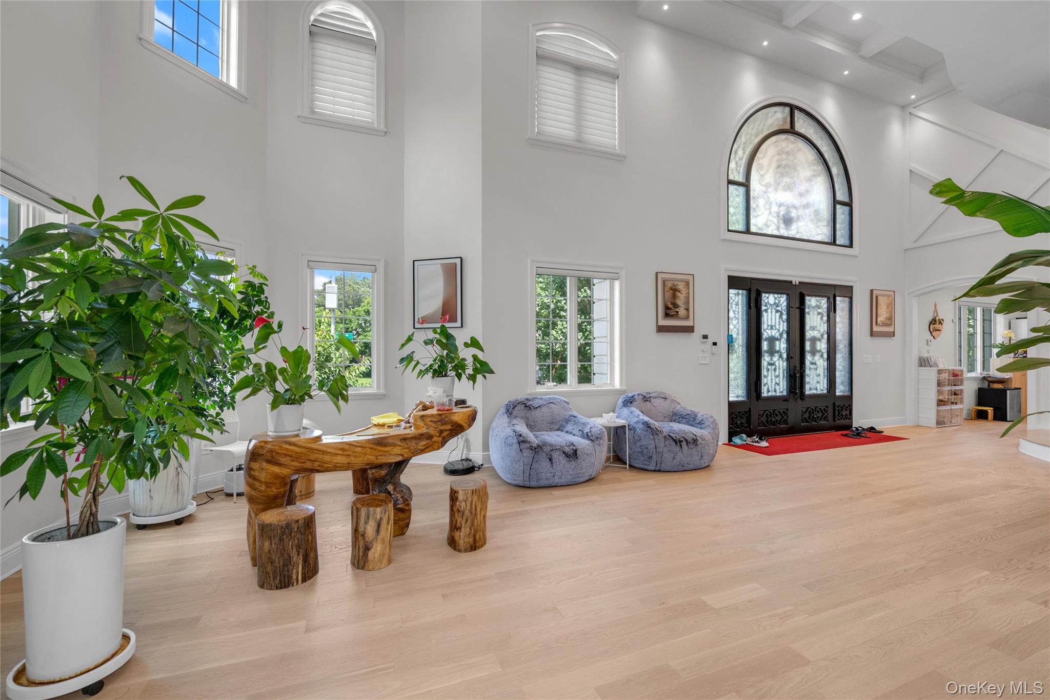 1041652 Property Photo 6