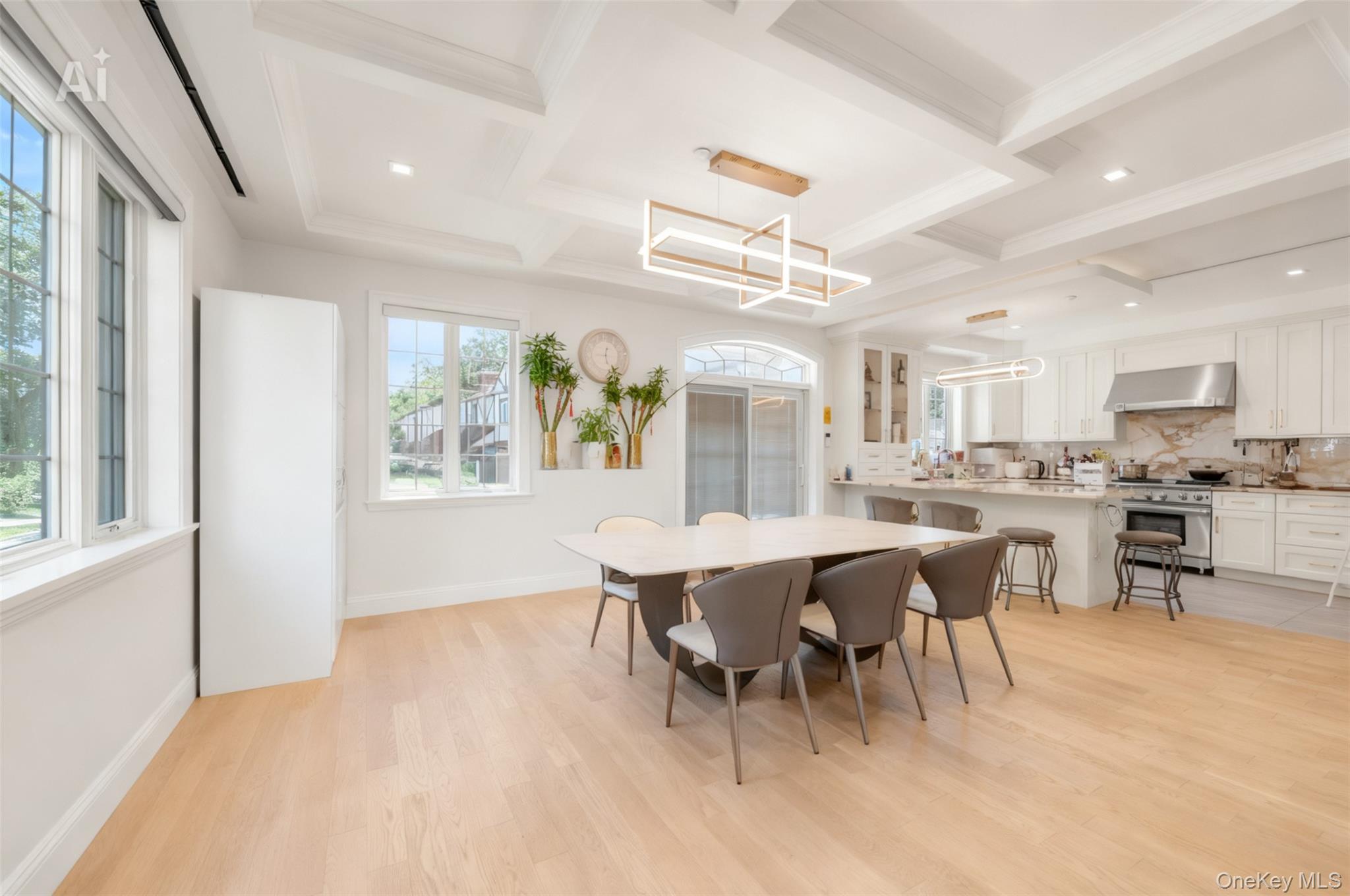 1041652 Property Photo 24