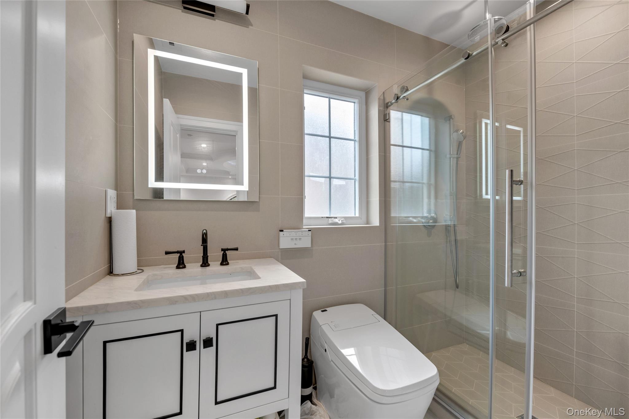 1041652 Property Photo 32