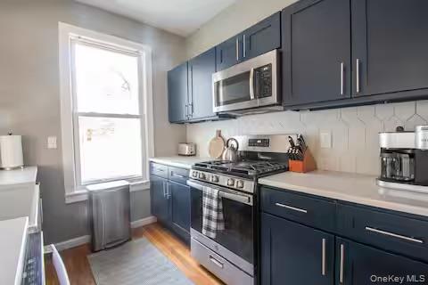 34 E Saint James Street Property Photo 8