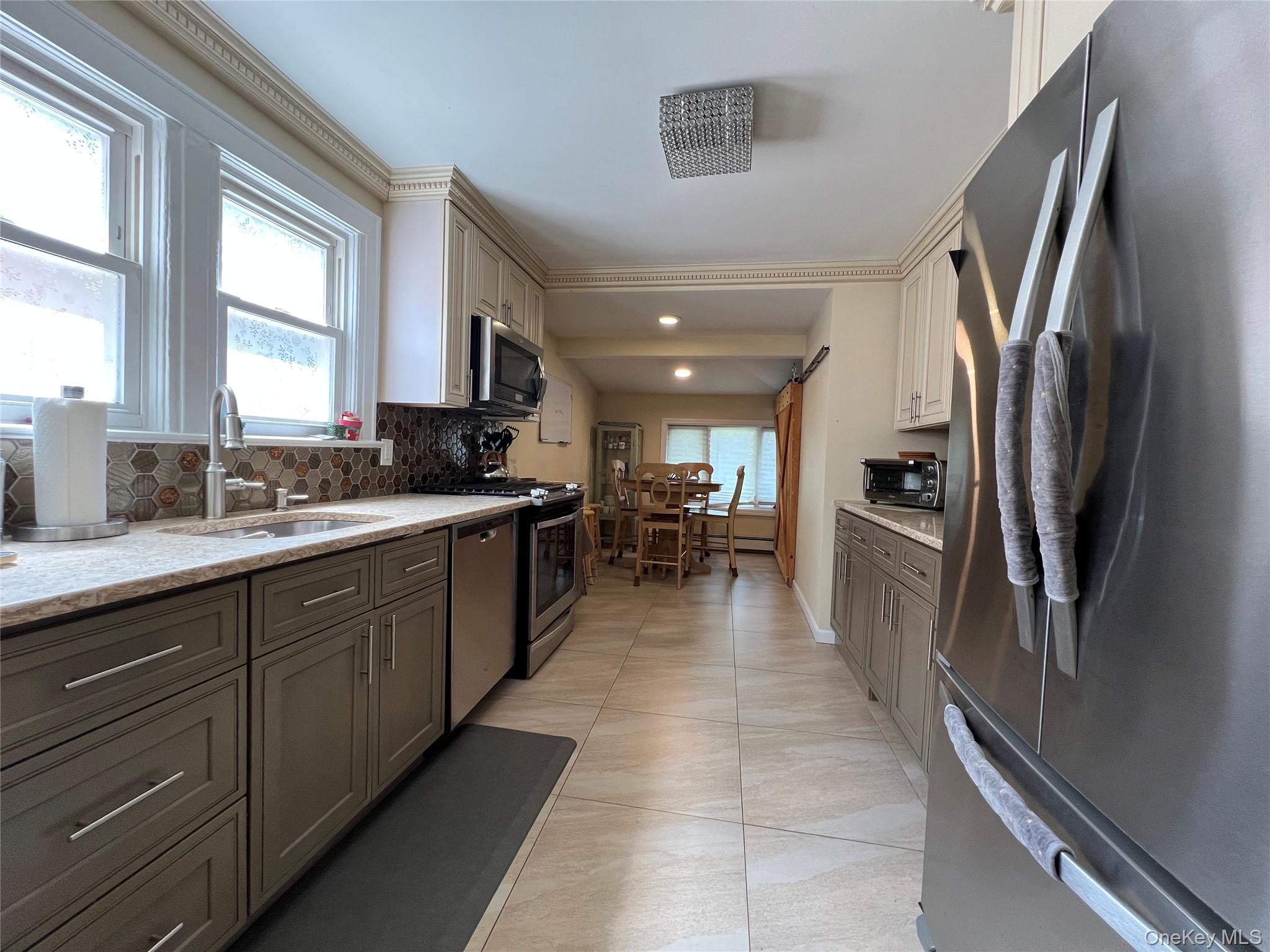 320 Maplegrove Avenue Property Photo 2