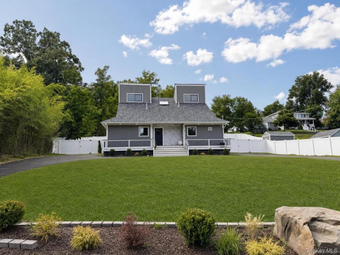 45 Randall Heights Property Photo 4