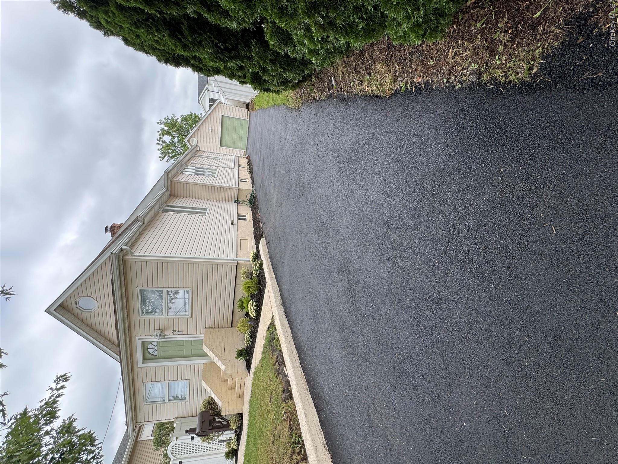 31 Cherry Avenue Property Photo 4