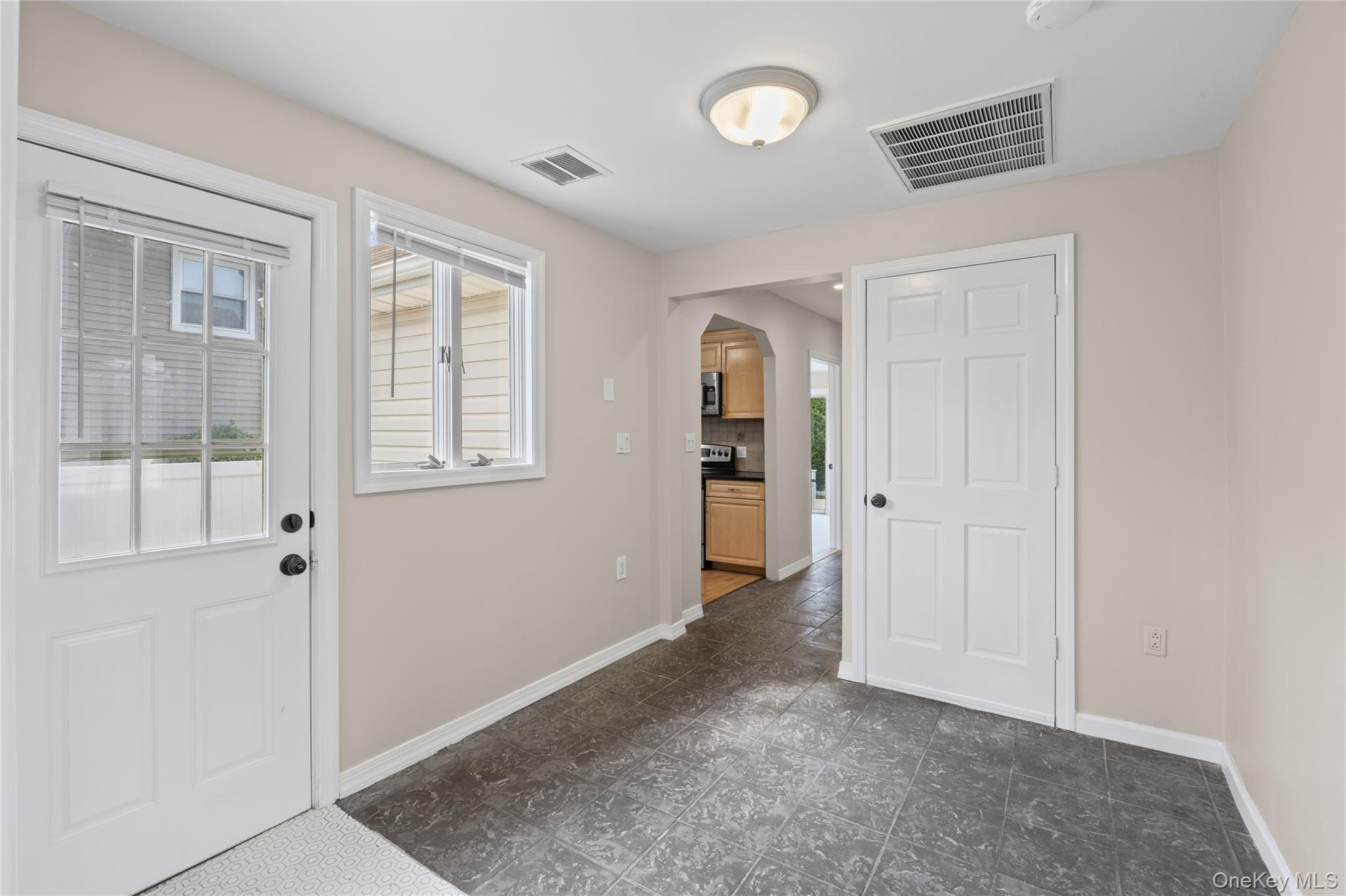 31 Cherry Avenue Property Photo 16