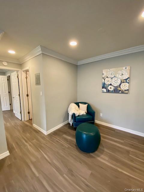 317 Brook Avenue 317-2b Property Photo 6