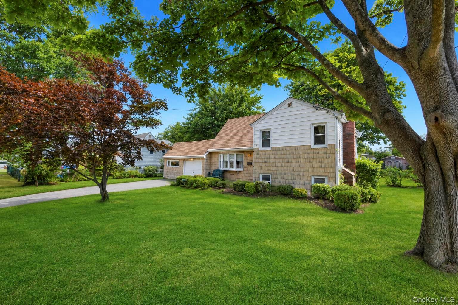 1425 Pine Drive Property Photo 3