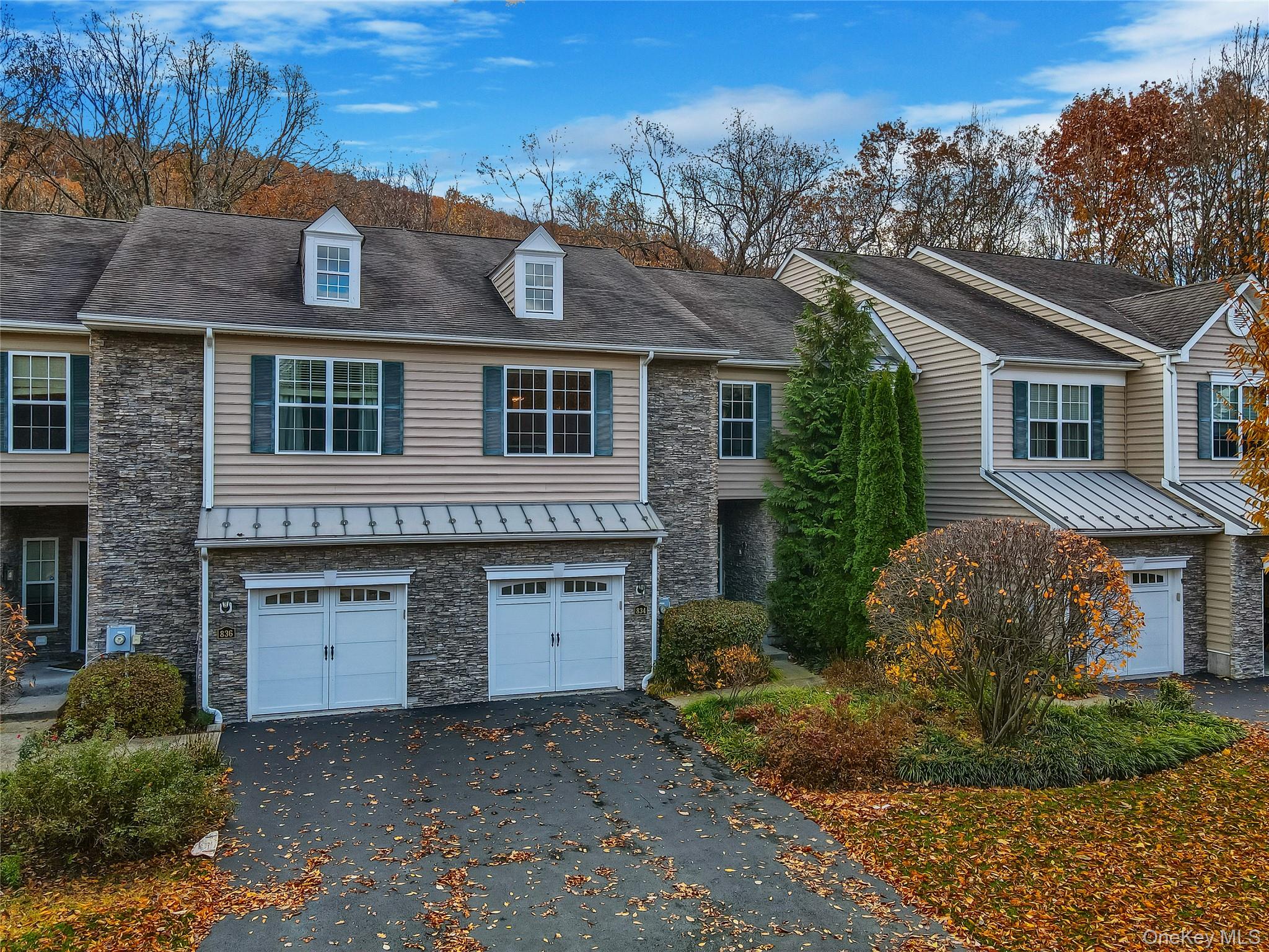 834 Huntington Drive Property Photo 1